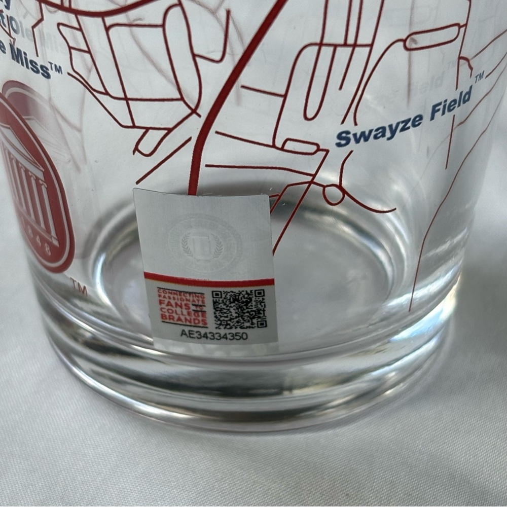 Ole Miss University of Mississippi Logo Campus Map Pint Glasses NIB - Picture 6 of 9